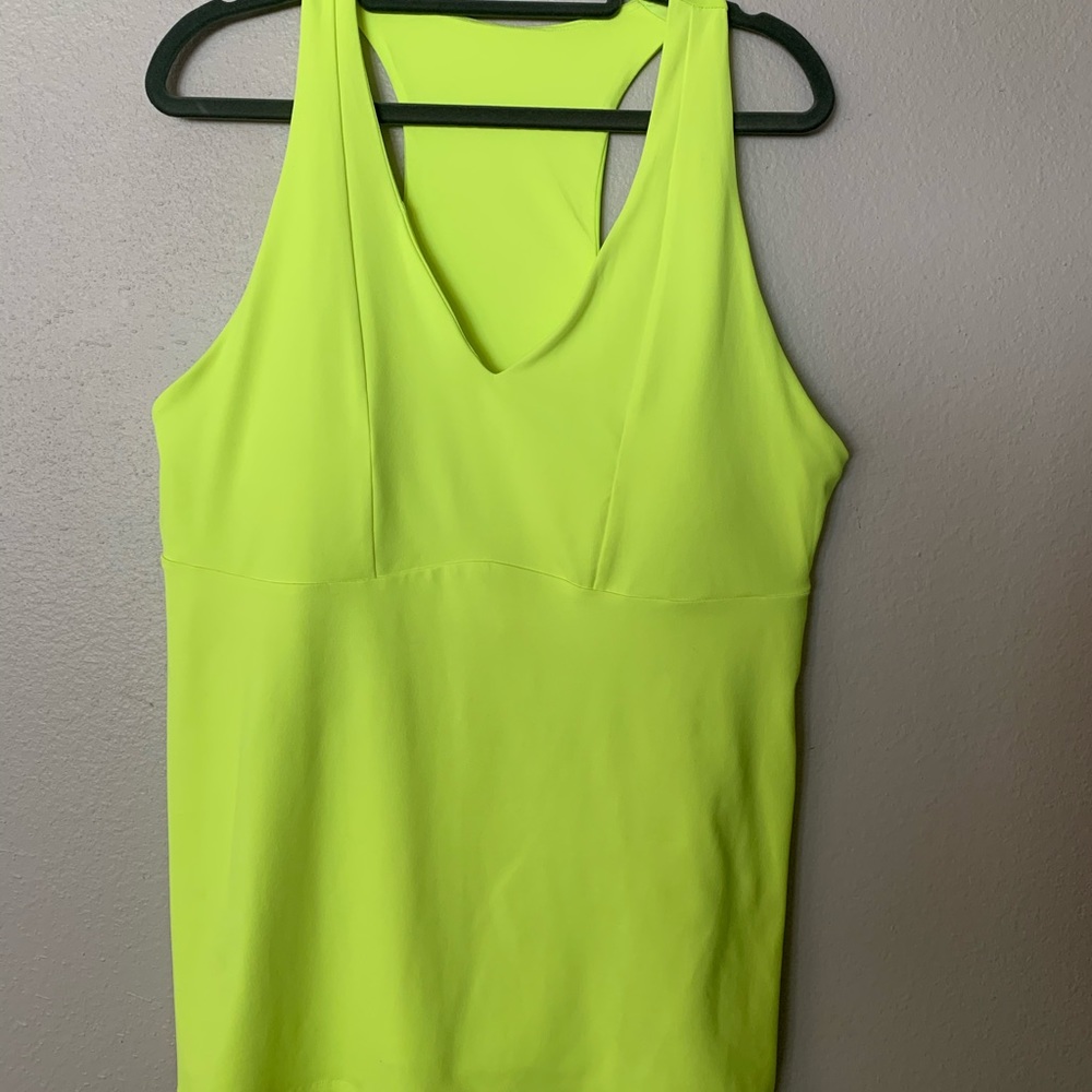 Fabletics Mila Built in tank NWT!